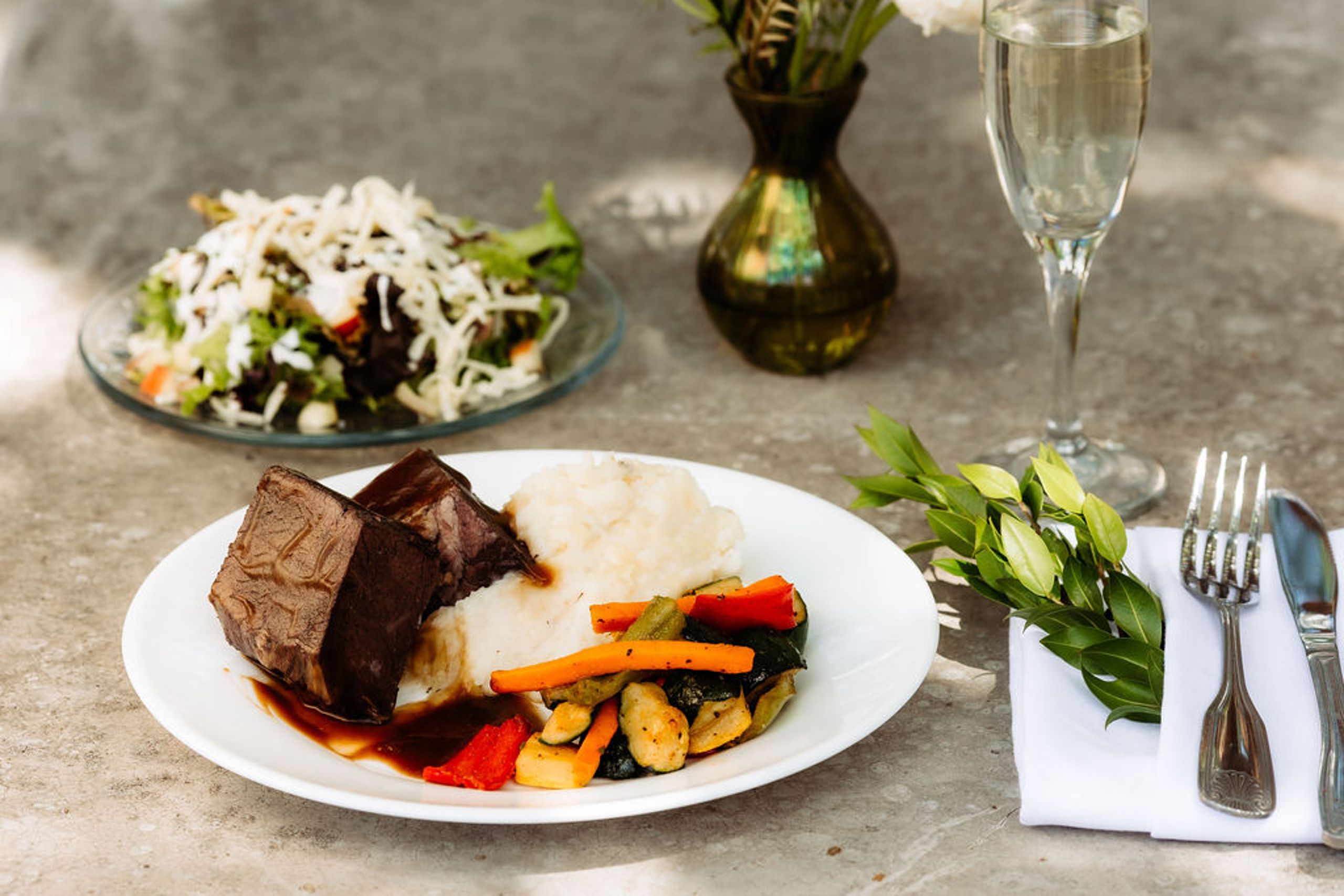 2024-09/Beef Short Ribs wSangria Reduction (4).jpg