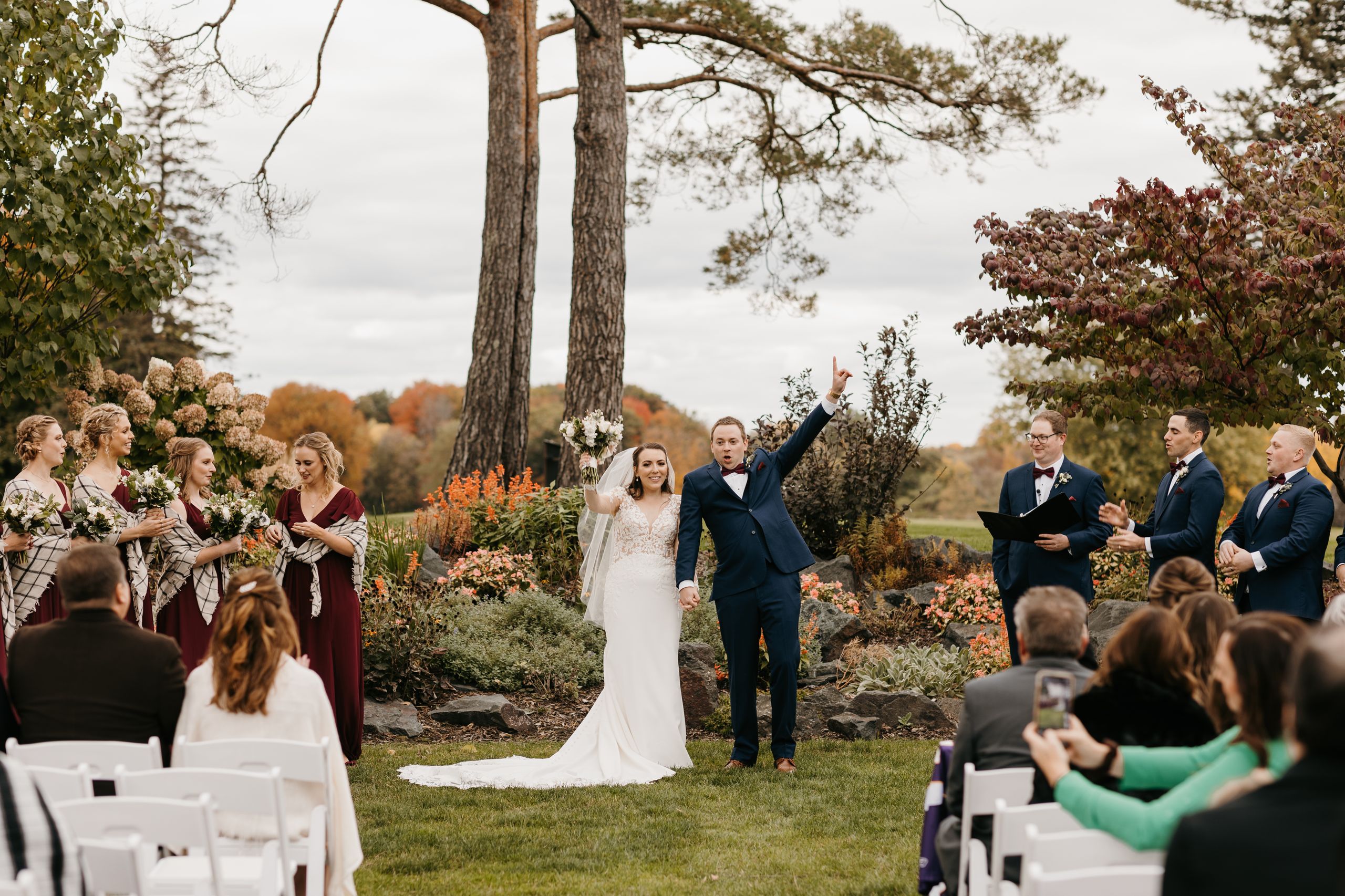 2025-01/outdoor couple _0.jpg