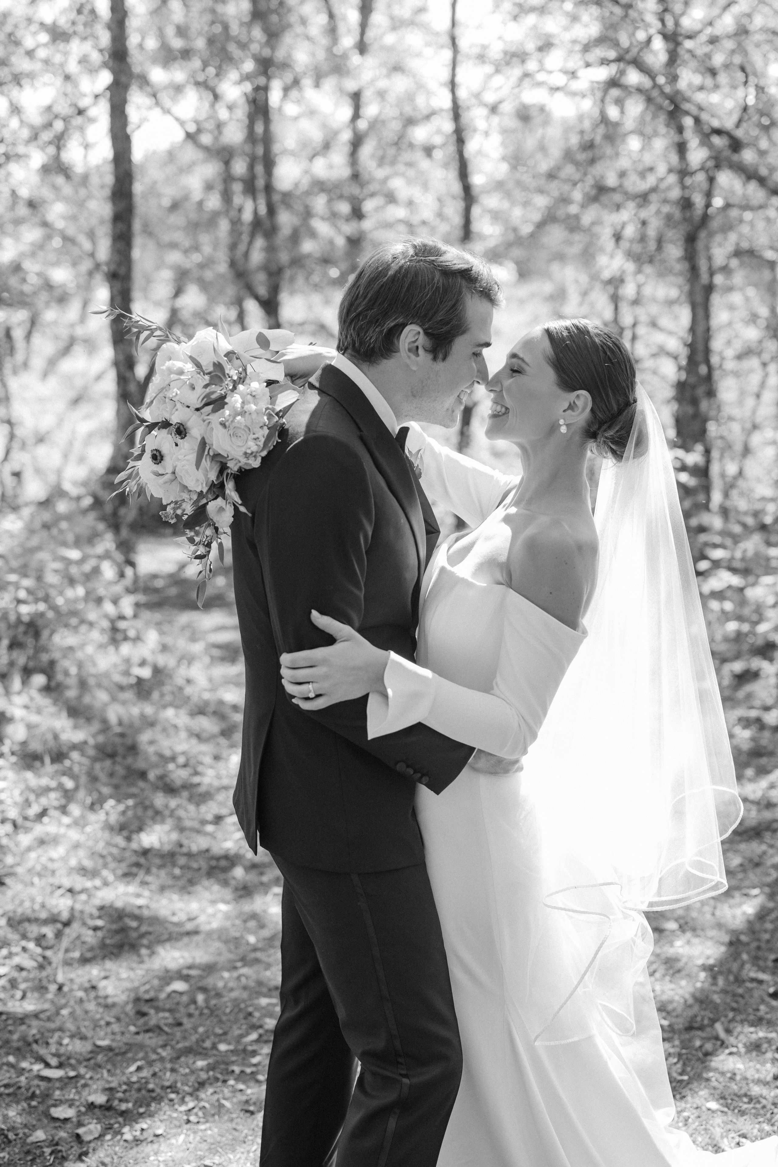 2025-11/Duluth Wedding Coordination_Tented Wedding_28_0.jpg