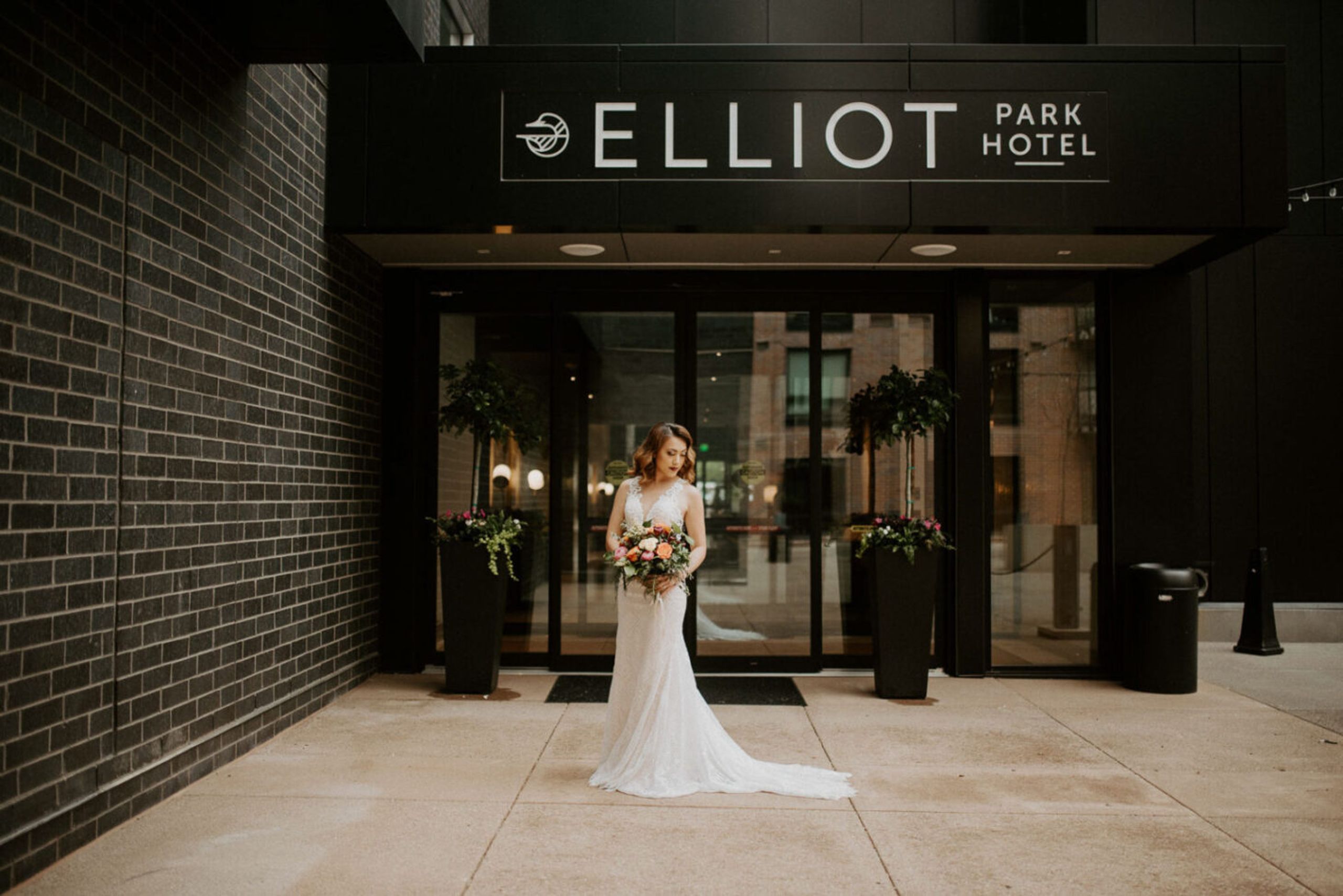 elliottparkhotel-amp-weddings-05-gallery-10-641cb69a7edaa-scaled.jpeg